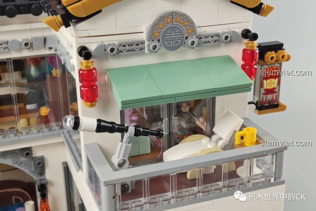 Góc nhìn từ trên cao xuống toàn bộ mô hình Keeppley K18002 Tê Vân Tiểu Trúc, thể hiện bố cục và chi tiết mái nhà.