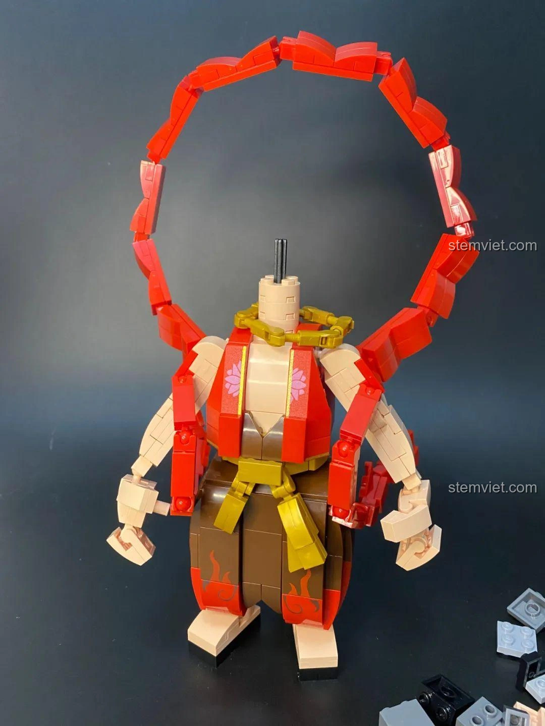 Lắp ráp Keeppley S0103 Na Tra: Bắt đầu phần đầu, cấu trúc bên trong phức tạp.