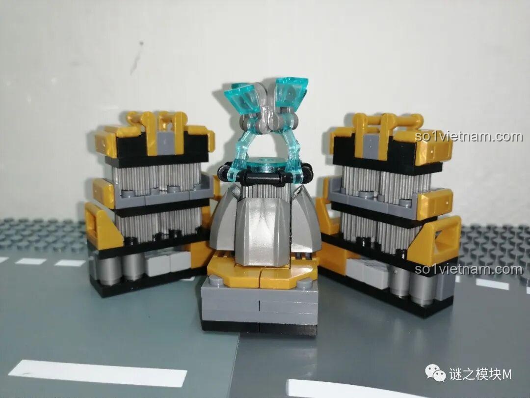 Góc nhìn khác của Lò phản ứng Arc trong bộ LY 76028 Kho Giáp Iron Man. Nhận xét LY 76028.