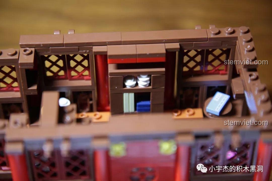 Đánh giá bộ xếp hình Mô Thuyền Rồng Cổ XB25002, góc nhìn khác về nội thất bên trong kiến trúc.