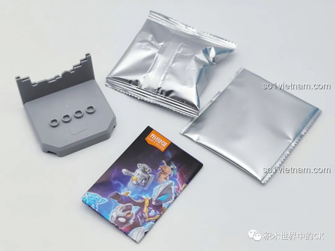 Phụ kiện và hướng dẫn lắp ráp mô hình Ultraman Z GV-05