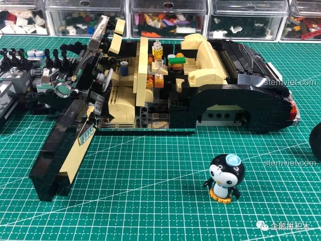 Bộ sưu tập xe hơi lắp ráp của người đánh giá.