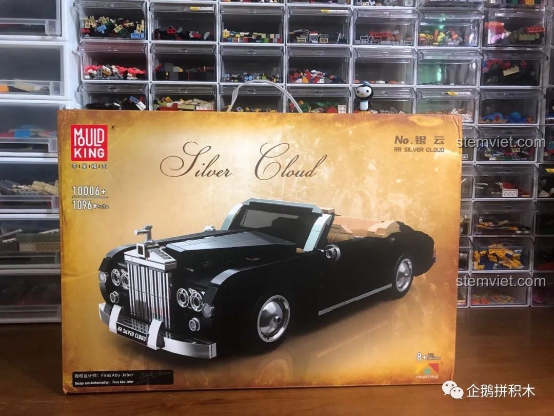 Cận cảnh hộp sản phẩm Mould King 10006, cho thấy hình ảnh xe và các chi tiết mở.