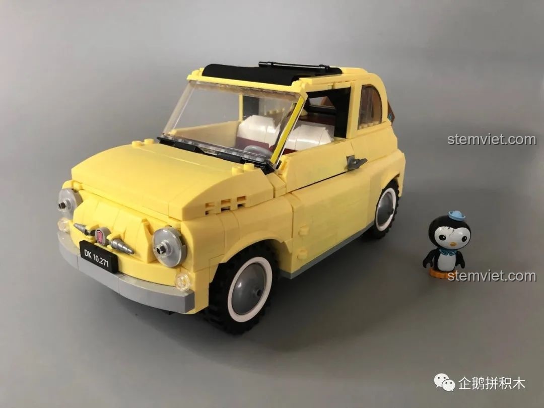 Cận cảnh nội thất xe Rolls-Royce Silver Cloud 1964 từ bộ Mould King 10006.