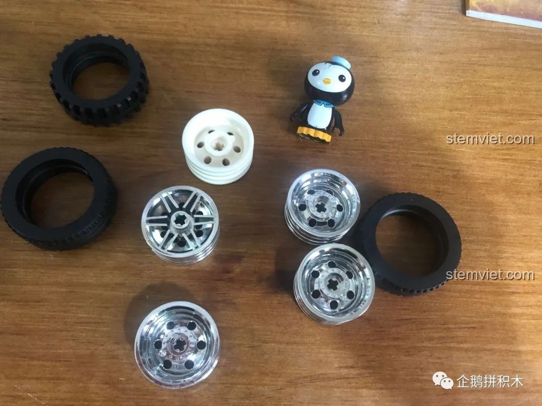 Các túi chi tiết số 1 của bộ Mould King 10006.