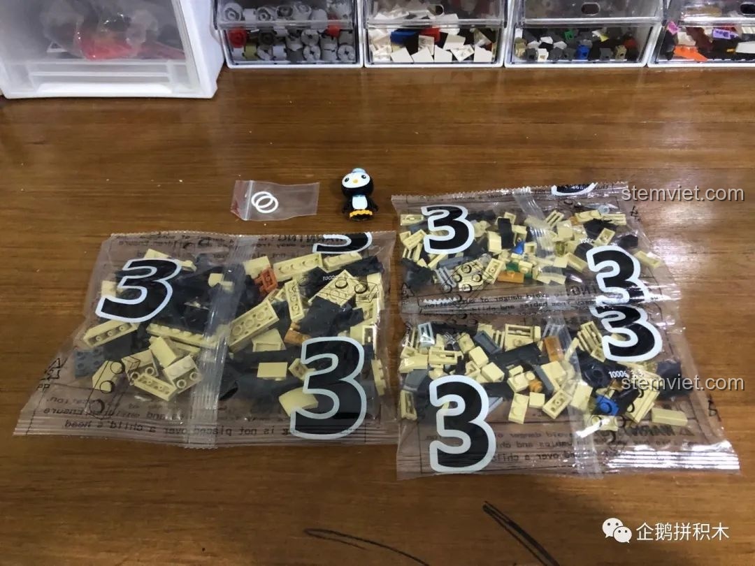 Các túi chi tiết số 5 của bộ Mould King 10006.