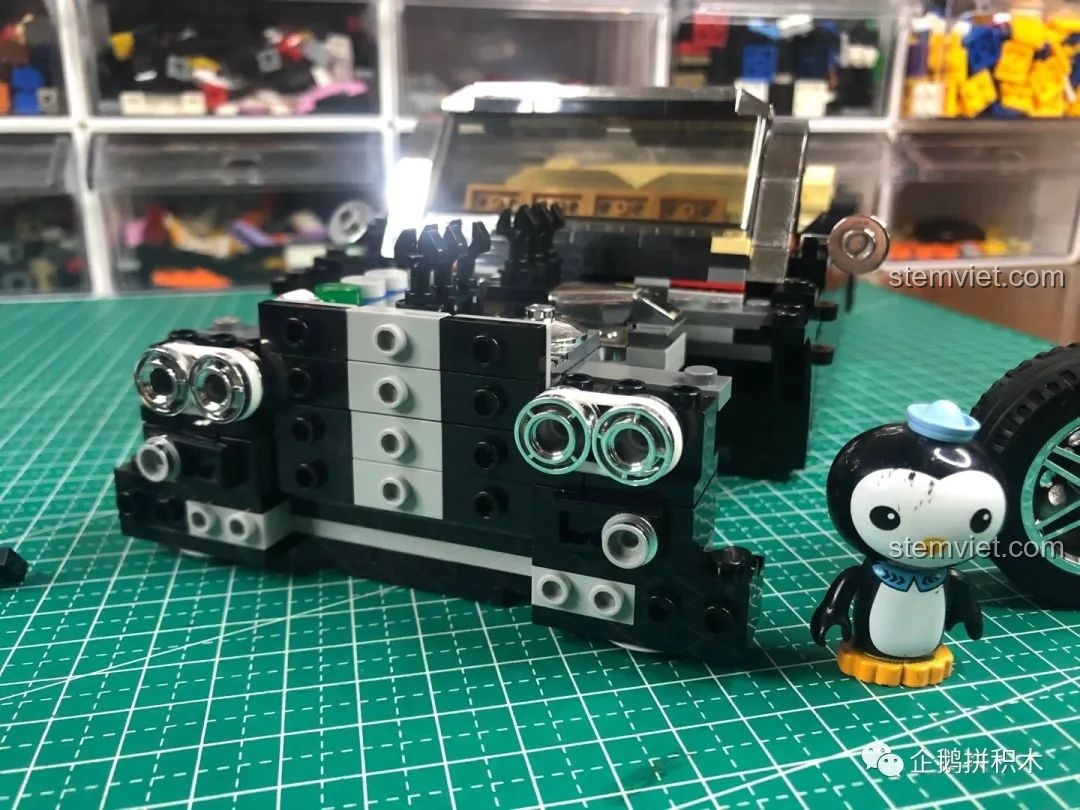 Mẫu xe Volkswagen Beetle màu xanh dương.