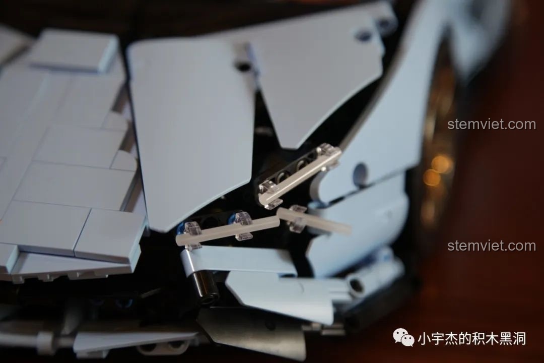 Hình ảnh quảng cáo sản phẩm Mould King 13056 Lamborghini Hyper, cho thấy vẻ đẹp và tính năng nổi bật.