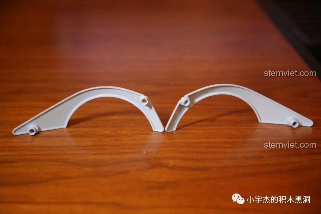 Các túi nhỏ hơn bên trong túi số 1 của Mould King 13056 Lamborghini Hyper, giúp phân loại mảnh ghép chi tiết hơn.