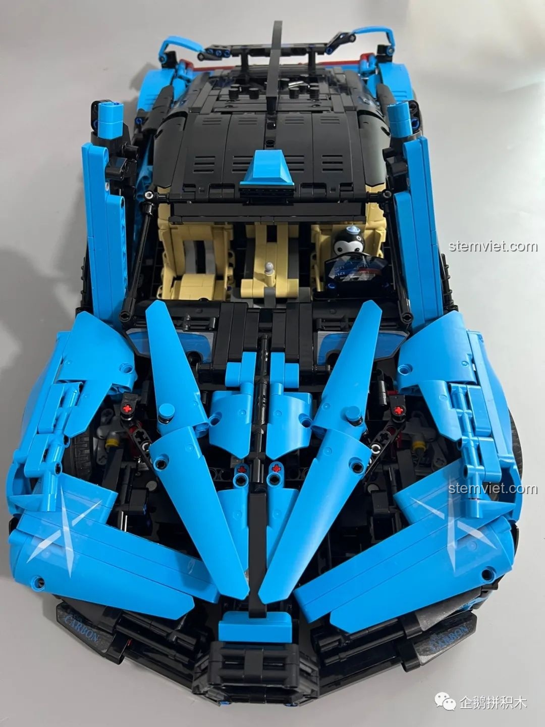 Tổng thể mô hình Moyu Block MY88008 Bugatti Bolide đẹp, đáng để sưu tầm và trưng bày.