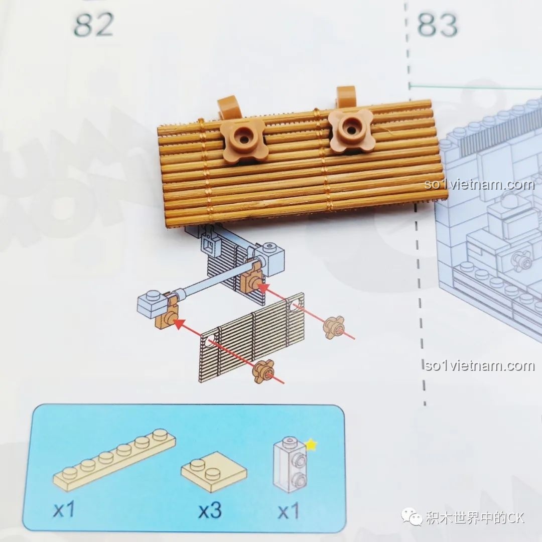 Cận cảnh hướng dẫn lắp ráp chi tiết một phần mái hiên hoặc cửa sổ của bộ inbrixx 880018 Ngôi nhà Nhật Bản Kumamon.