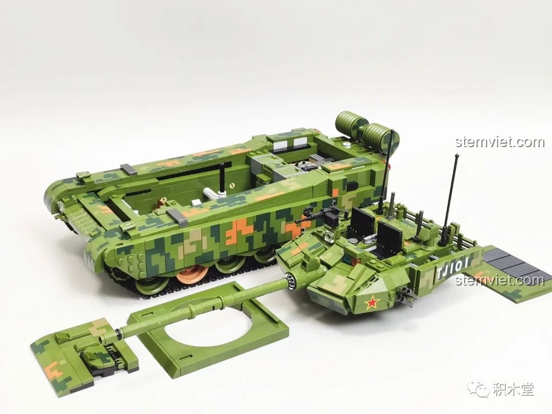 Góc hạ tối đa của nòng pháo xe tăng Panlos Brick 632002 Type 99 khi so sánh với một xe tăng khác.