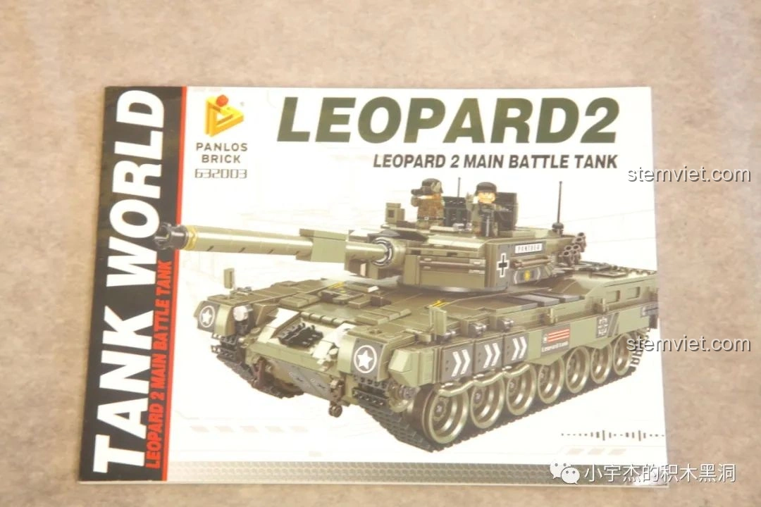 Sách hướng dẫn lắp ráp chi tiết cho bộ đồ chơi xe tăng Leopard 2 Panlos Brick 632003, với hình ảnh minh họa rõ ràng.
