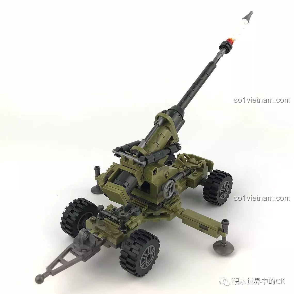 Pháo Binh Thiên Yết Cindy Xingbao XB-06011 nhìn từ trên cao, cho thấy sự cân đối và tỉ lệ hoàn hảo của mô hình lắp ráp.