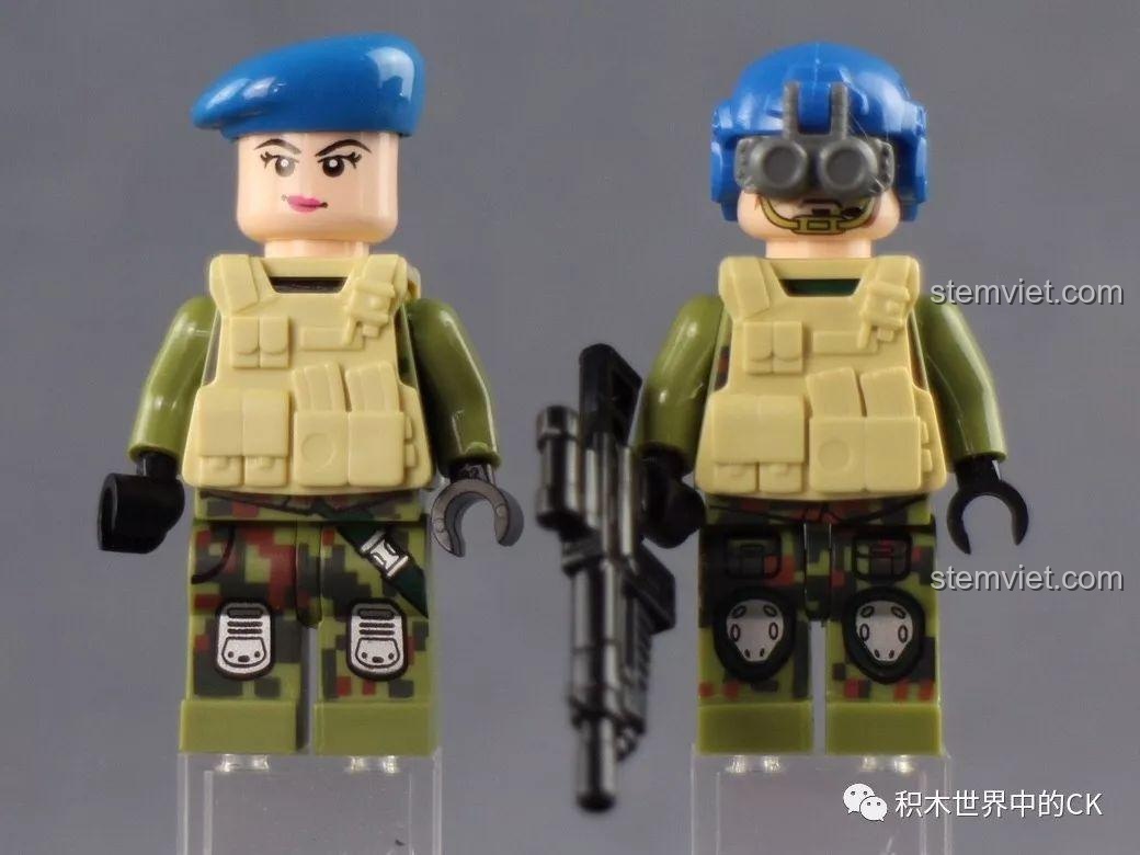 Chi tiết hai nhân vật lính phe gìn giữ hòa bình (U Linh và Tường Vi) từ bộ Qman 3207 Xe Tải Quân Sự Phóng Tên Lửa, nhìn từ phía trước.