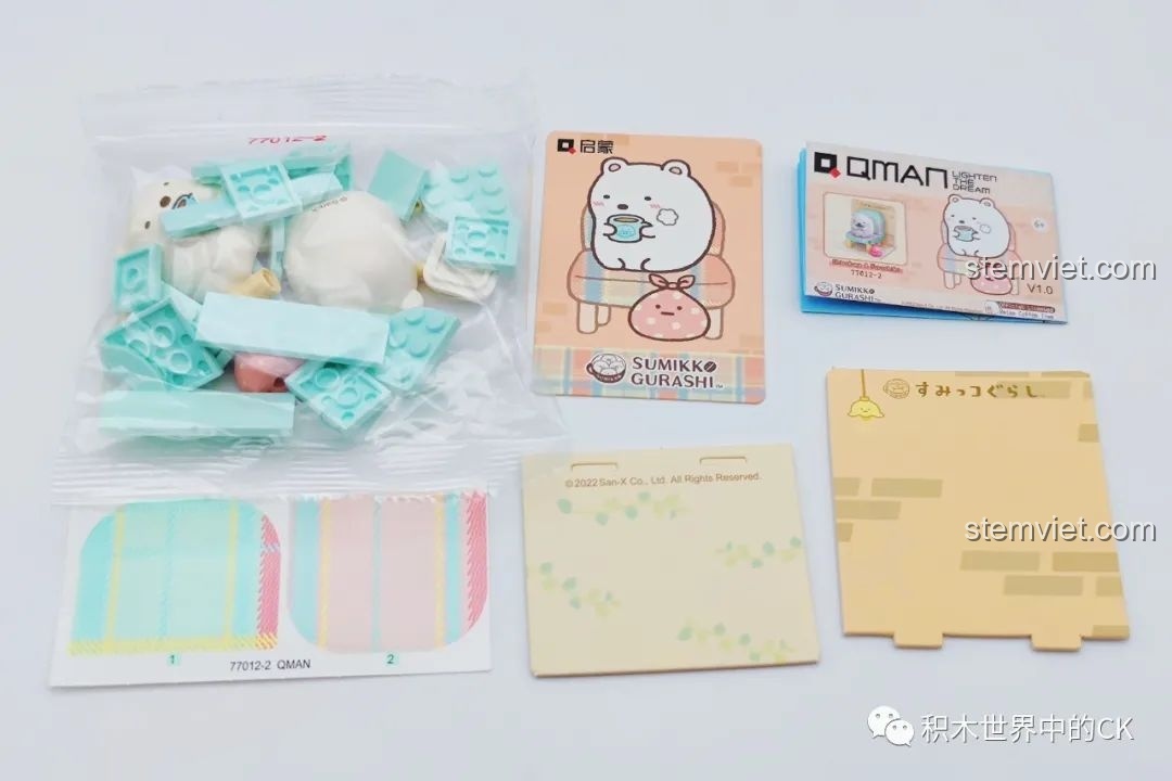 Các mảnh ghép và hướng dẫn lắp ráp của mô hình Shirokuma và Furoshiki trong bộ Qman 77012 Góc Khuất.