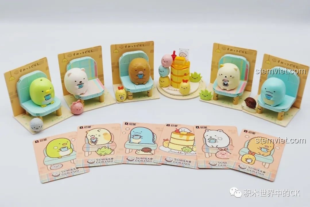 Toàn bộ 6 mô hình nhân vật Sumikko Gurashi đã lắp hoàn chỉnh từ bộ lắp ghép Blind box Góc Khuất 77012, sẵn sàng trưng bày.