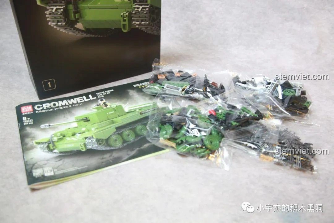 Các túi mảnh ghép và sách hướng dẫn lắp ráp chi tiết của bộ QuanGuan 100237 Xe Tăng Cromwell MK.VII (A27M).