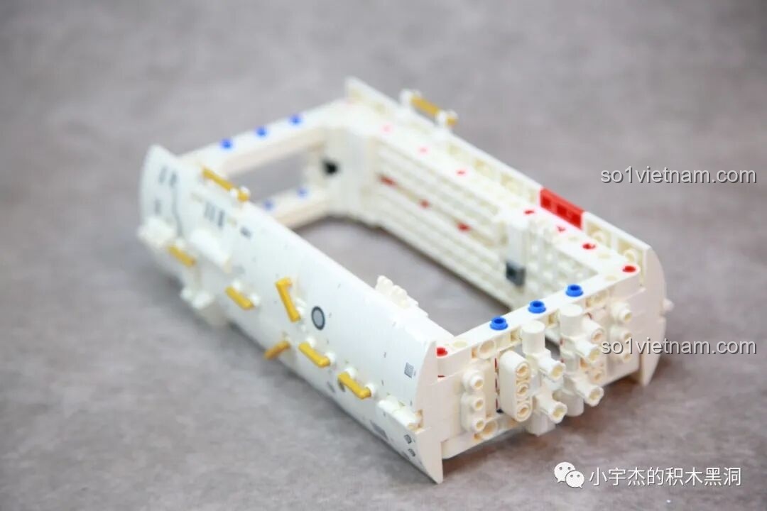 Phần khung khoang lõi Thiên Hòa nhìn từ góc nghiêng, thể hiện cấu trúc bên trong của bộ lắp ráp SEMBO 203337.