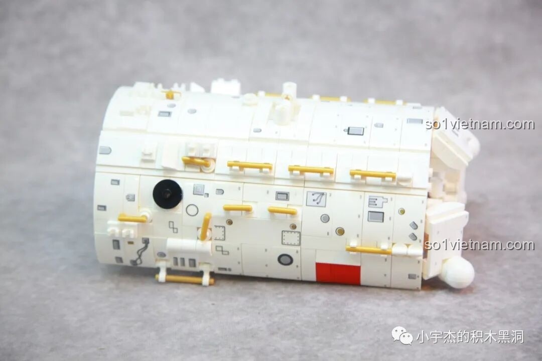 Khoang lõi Thiên Hòa nhìn từ góc nghiêng, hiển thị các chi tiết trên thân và các điểm kết nối của bộ SEMBO 203337.