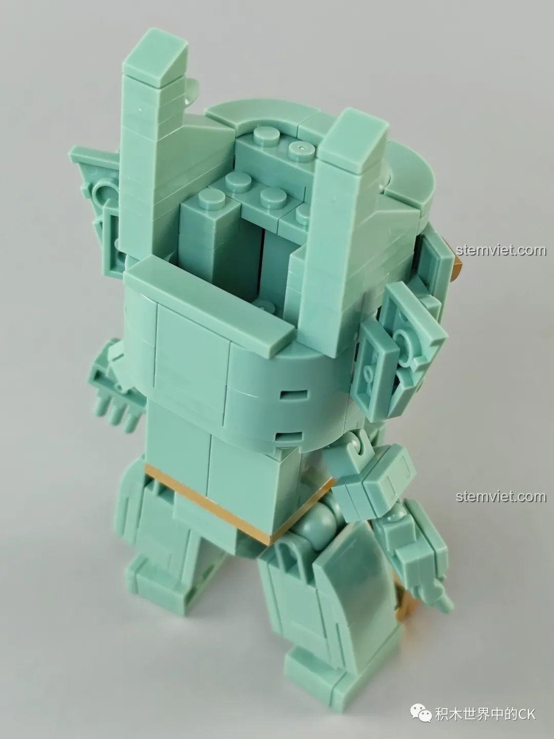 Cận cảnh khuôn mặt và phần đầu chim của Tượng Người Đầu Chim Sembo 601167, chi tiết tinh xảo.