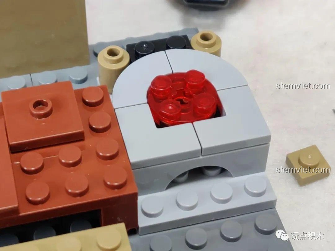 Cận cảnh bếp lò của tiệm ăn vặt trong bộ Sembo 601606, với chi tiết ngọn lửa đỏ.