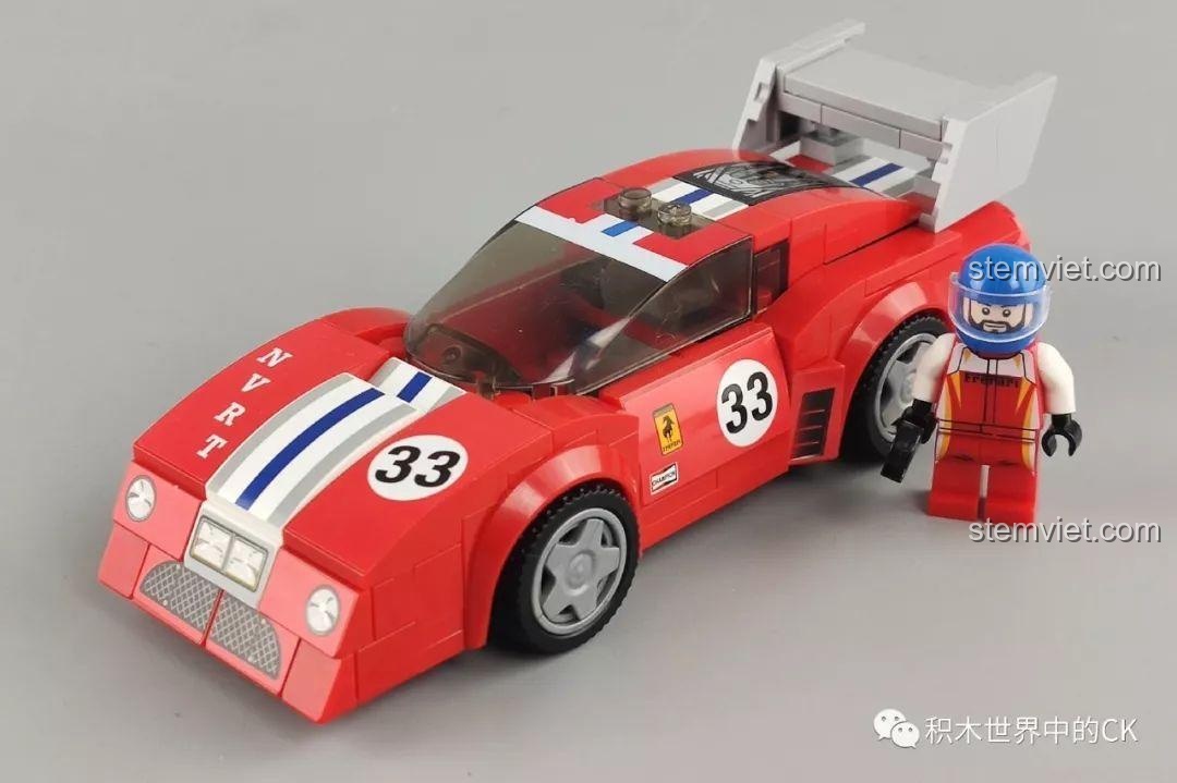 Mô hình xe đua SEMBO 607063 màu đỏ đã lắp ráp hoàn chỉnh cùng minifigure tay đua.