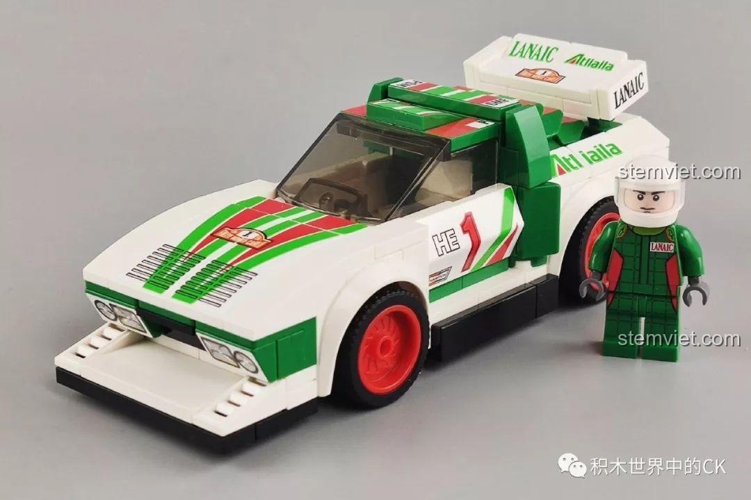 Mô hình xe đua SEMBO 607064 màu trắng xanh đã lắp ráp hoàn chỉnh cùng minifigure tay đua.