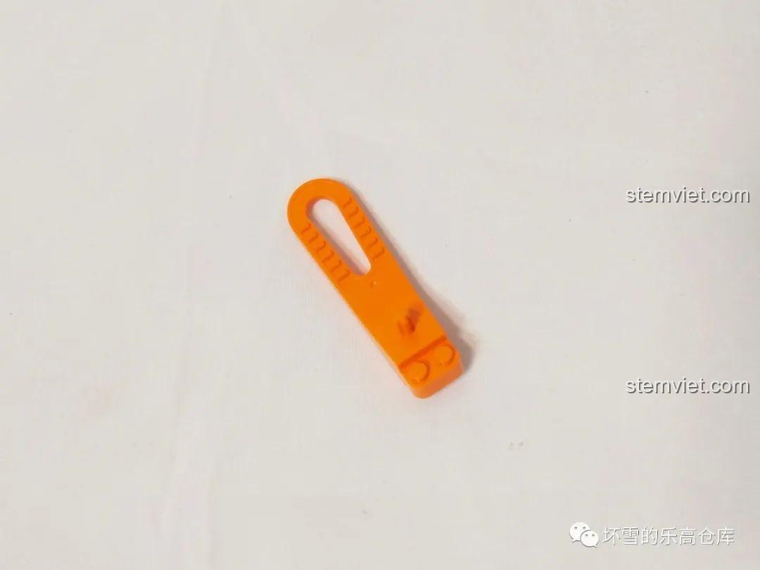 Dụng cụ tháo gỡ mảnh ghép đi kèm bộ lắp ráp Sembo 612211 Gia đình SpongeBob.