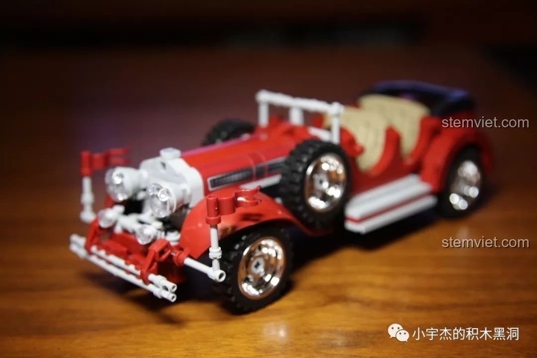 Mặt trước của xe Mercedes-Benz 770K Sembo 701650, đồ chơi lắp ghép Xe hơi sang trọng cổ điển 70165 0 giá rẻ.