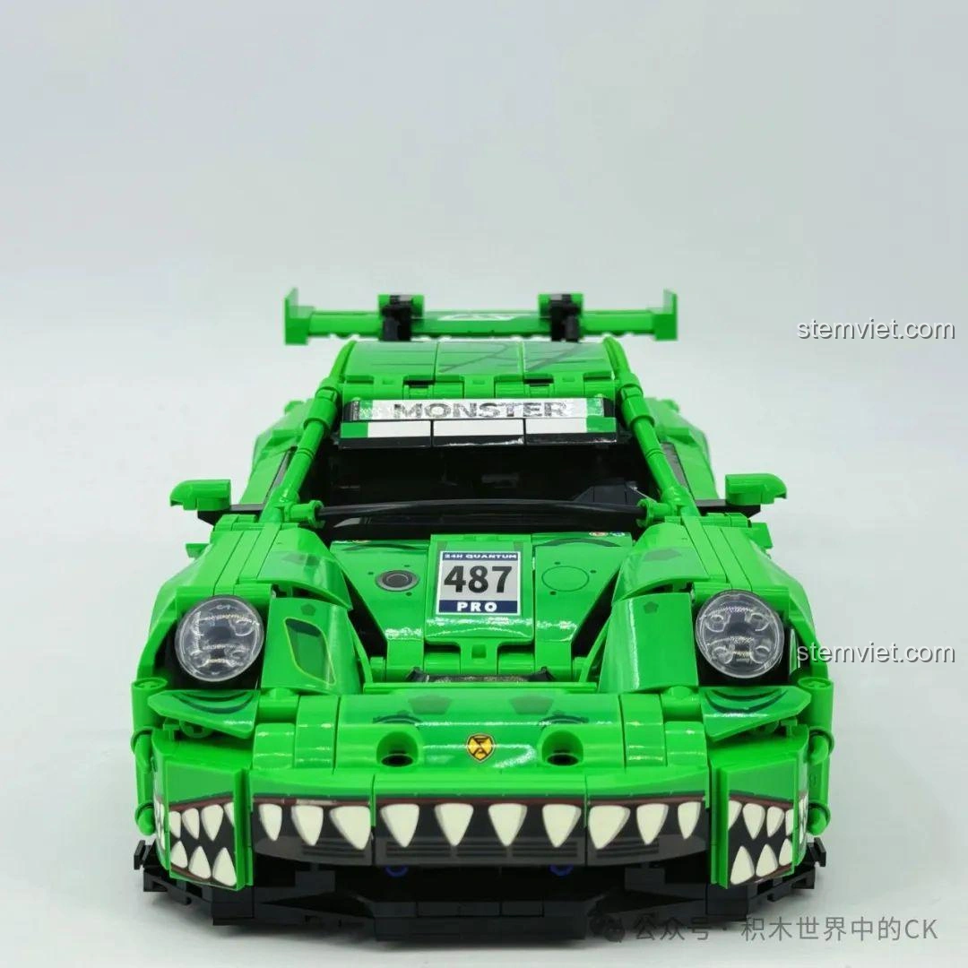 Cận cảnh đầu xe của bộ lắp ráp Sembo 715019 Siêu xe Porsche Bá Vương Long, chi tiết đèn và logo.