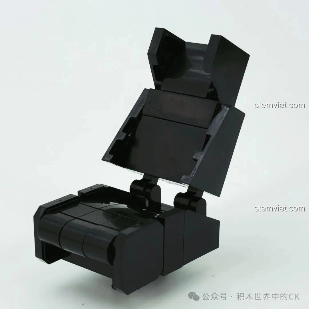 Ghế ngồi của mô hình Sembo 715019 Xe Porsche Bá Vương Long Điều Khiển Từ Xa, chi tiết nội thất.