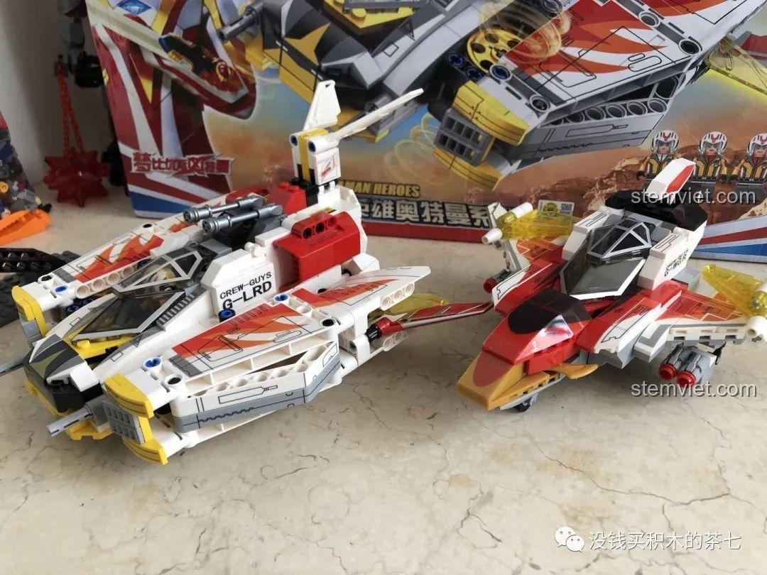 Mô hình Sembo 108593 GUYS Wing và Sembo 108712 GUYS Load kết hợp thành Phoenix Wing