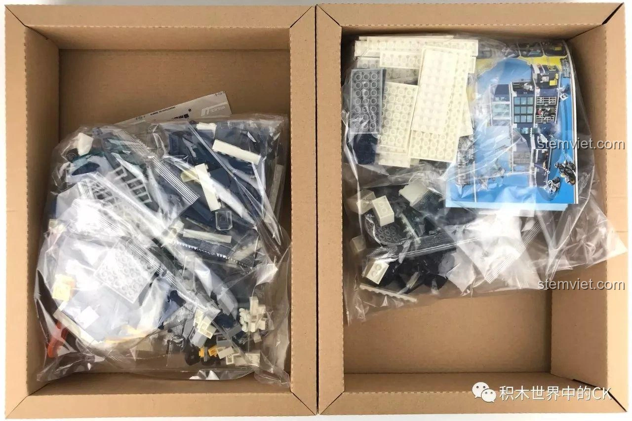 Các túi linh kiện bên trong hộp bộ đồ chơi lắp ráp Sembo SD9816, sẵn sàng cho quá trình lắp ráp đầy thú vị.