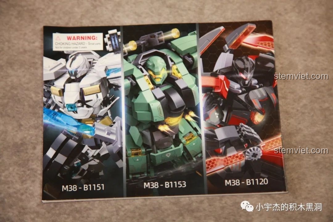 Mặt sau sách hướng dẫn Sluban M38-B1152, giới thiệu các mẫu robot khác trong cùng series Mech Master như M38-B1151, M38-B1153 và M38-B1120.