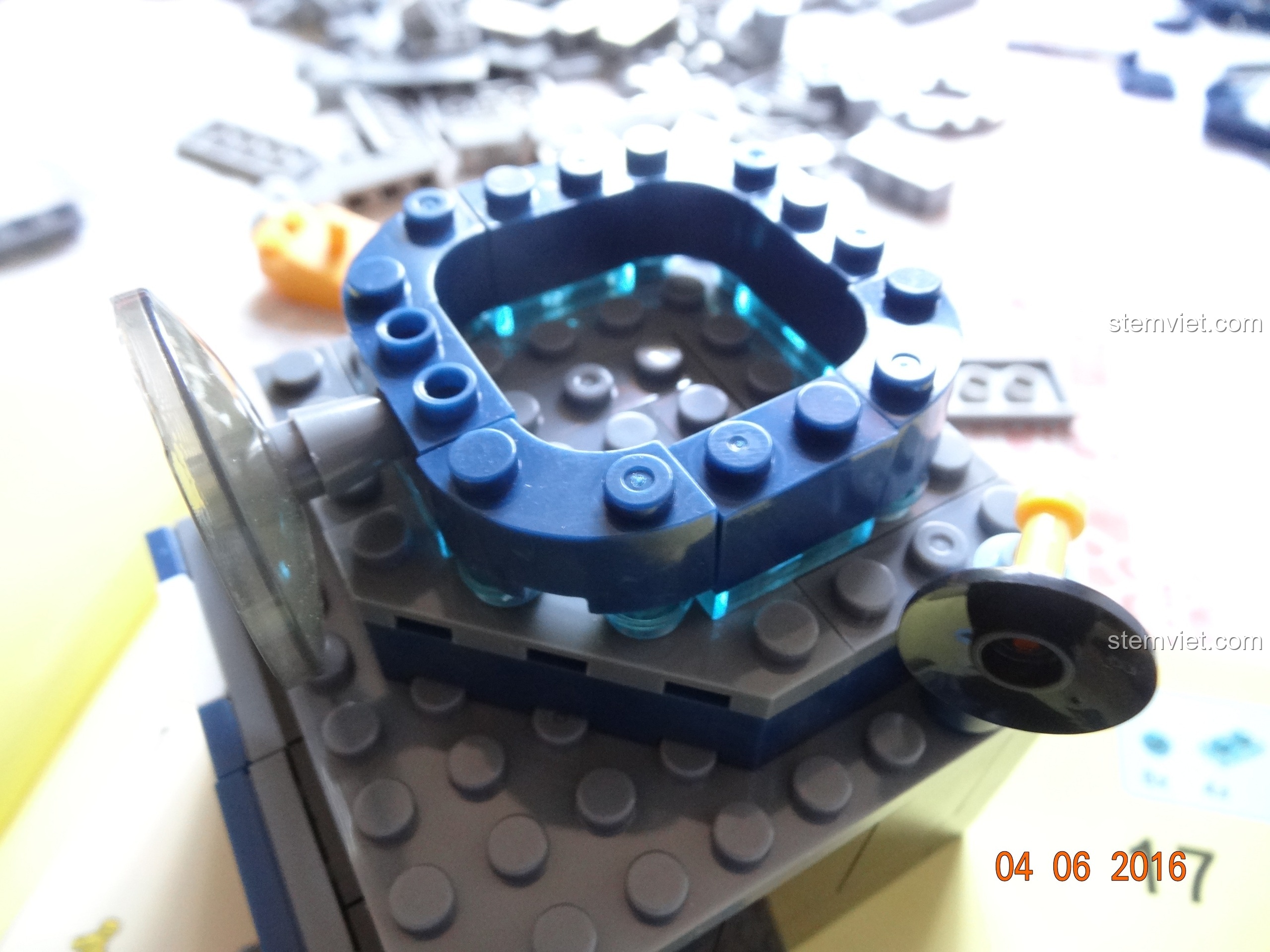 Cỗ máy bí ẩn đã hoàn thành trong bộ SY368 Trụ sở Biệt đội Avengers