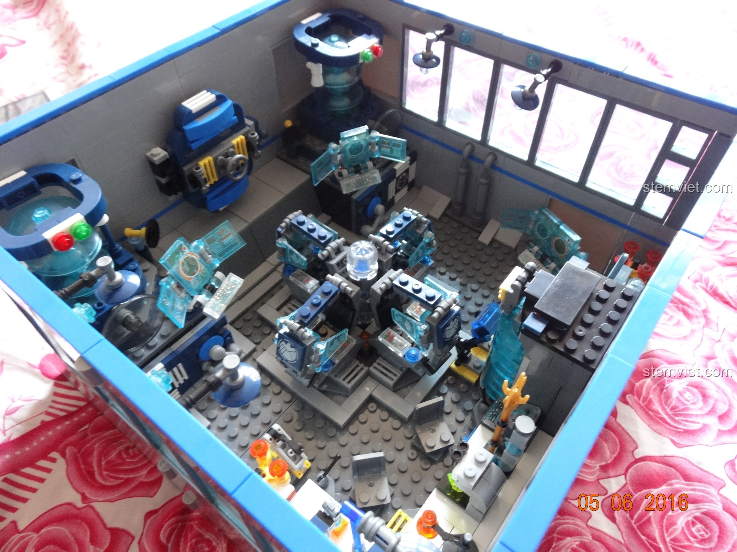 Trụ sở Biệt đội Avengers SY368 ở dạng chữ thập