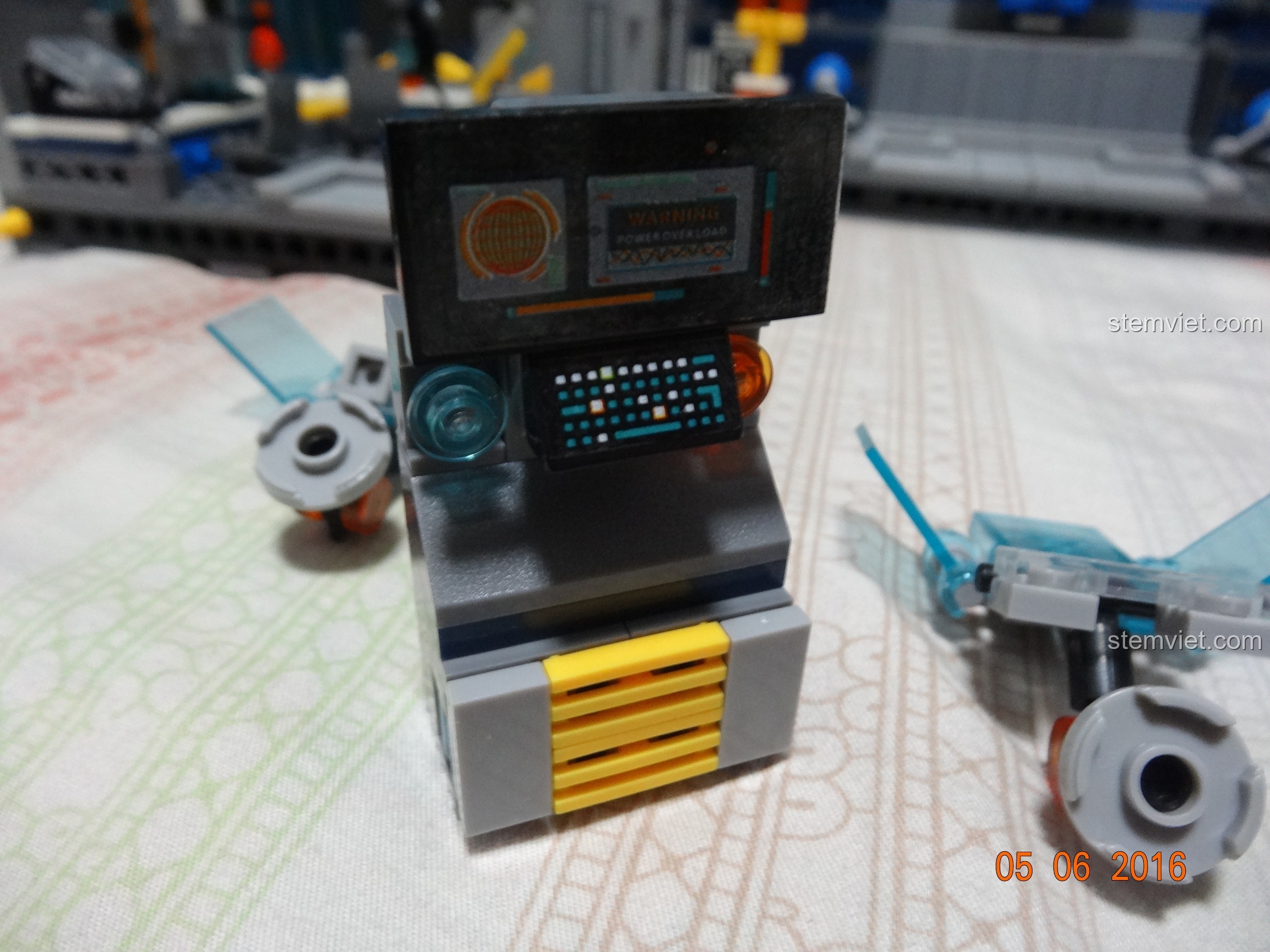 Trụ sở Biệt đội Avengers SY368 ở dạng hộp