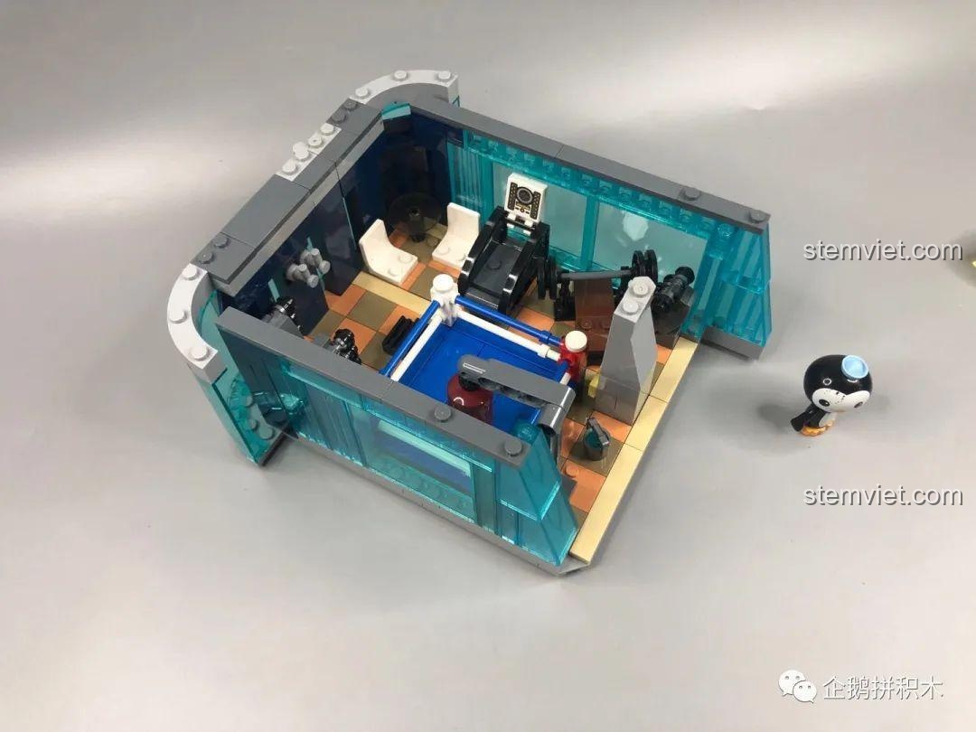 Hình ảnh hướng dẫn lắp ráp cho túi số 5 của bộ đồ chơi Tòa Tháp Avengers Taige 55120, minh họa các bước tiếp theo.