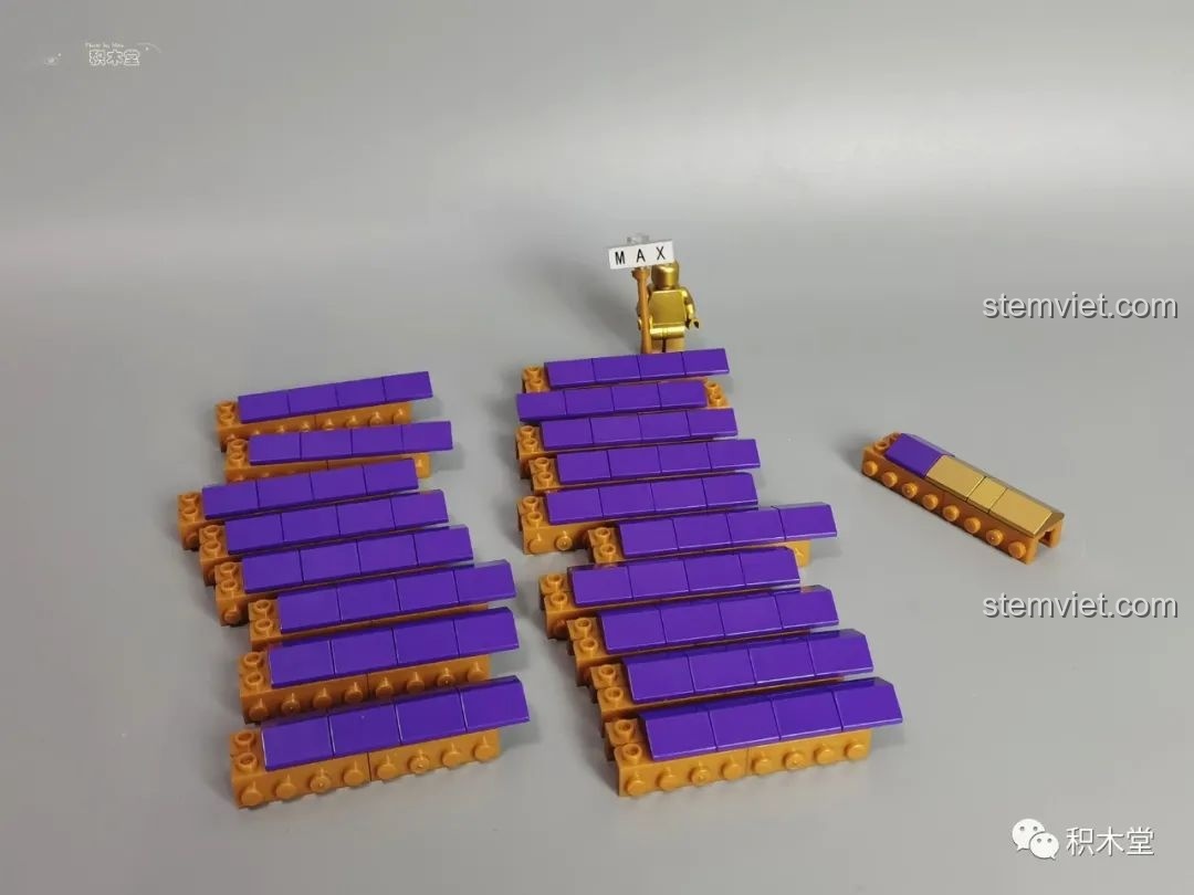 Các đoạn lưỡi kiếm của Thanh kiếm Enma của Zoro TEC Creators 1502 đã được lắp ráp một phần.