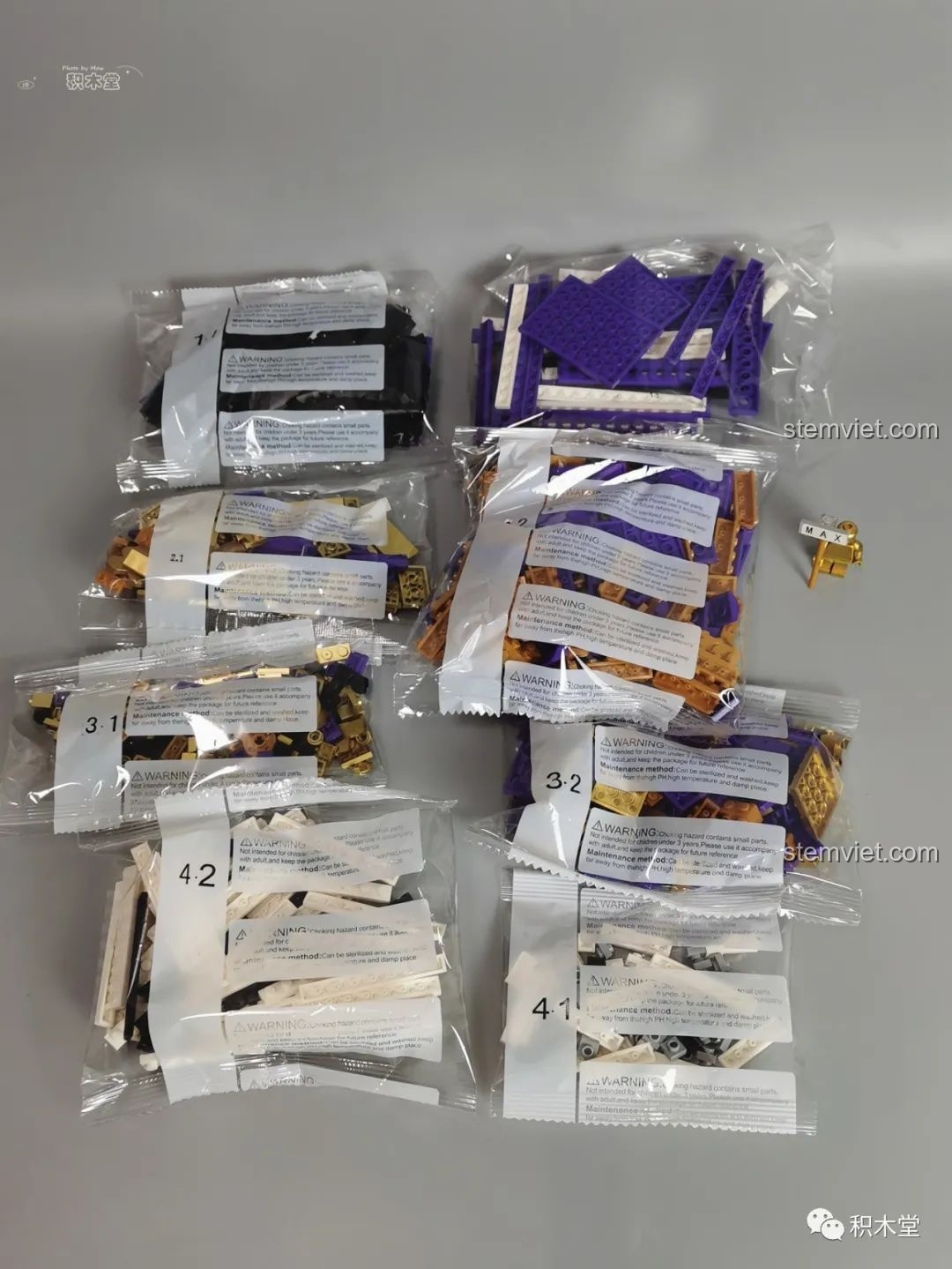 Các túi linh kiện được đánh số theo bước lắp ráp của bộ Thanh kiếm Enma của Zoro TEC Creators 1502.