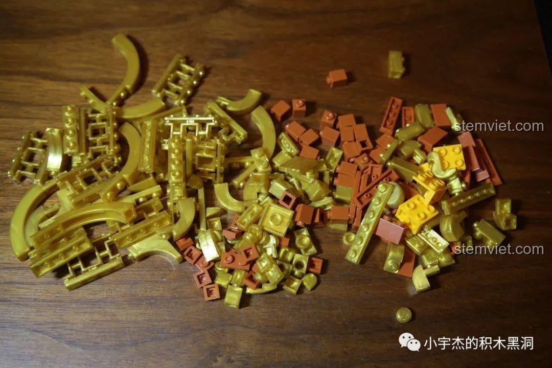 Review XINGBAO XB-25002 Thuyền Rồng Hoàng Gia, túi mảnh ghép số 10 cho phần đầu rồng.