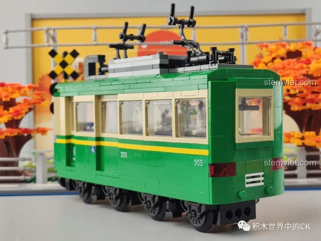 Cận cảnh đèn tín hiệu giao thông và biển báo đường sắt trong mô hình Wekki 506000.