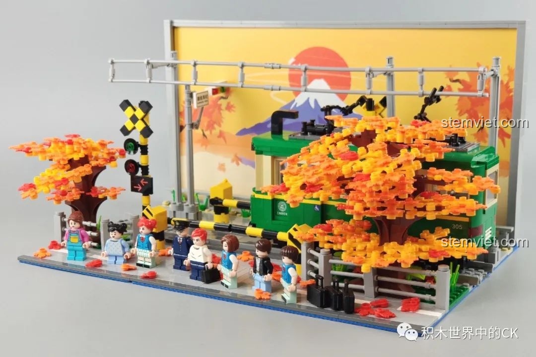 Góc nhìn nghiêng của mô hình Wekki 506000 Đoàn Tàu Kamakura Bốn Mùa cảnh mùa thu.