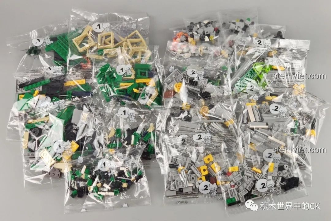 Các túi mảnh ghép được đánh số thứ tự rõ ràng của bộ lắp ghép Wekki 506000 Đoàn Tàu Kamakura.