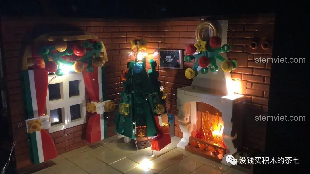Lò sưởi sáng rực với đèn LED nâng cấp trong bộ lắp ráp Wekki 506001 Ngôi Nhà Giáng Sinh.
