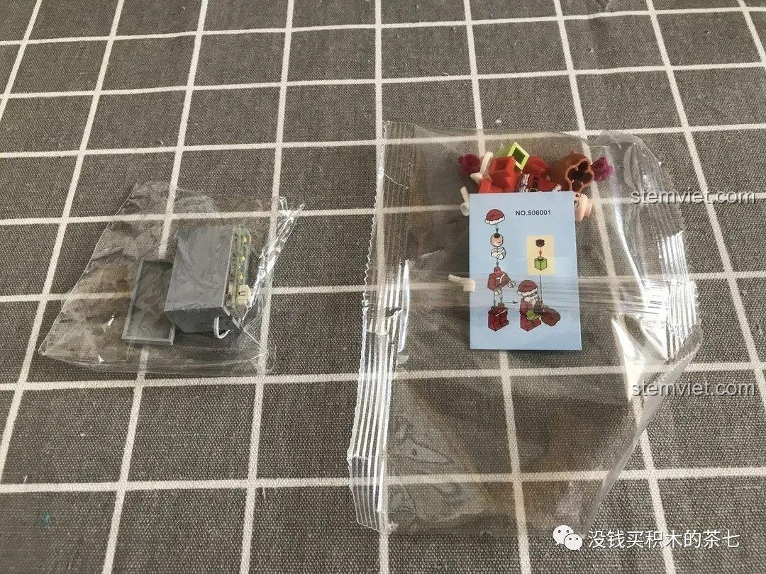 Túi riêng chứa minifigure Ông già Noel và bộ đèn LED của bộ lắp ráp Wekki 506001 Ngôi Nhà Giáng Sinh.