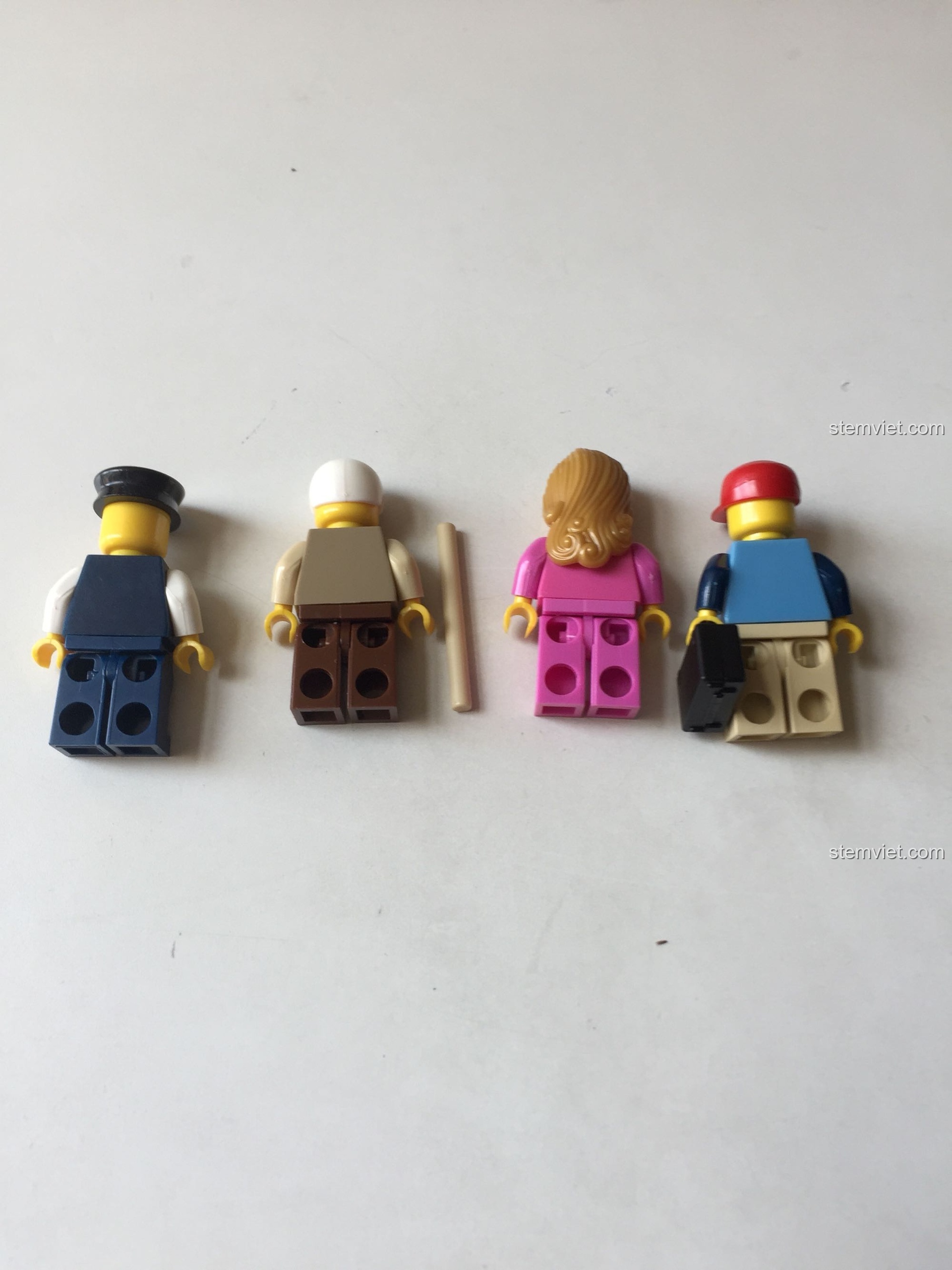 Giai đoạn đầu tiên lắp ráp Xe buýt thành phố ENLIGHTEN 1121