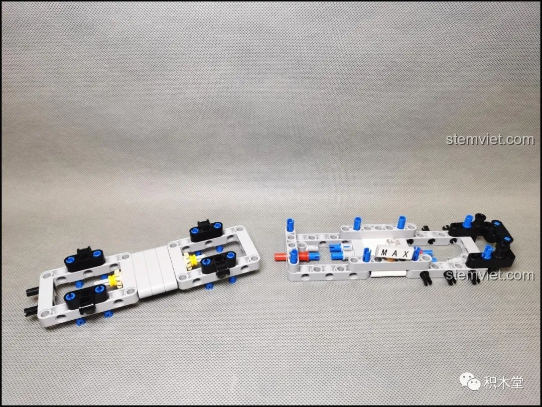 Quá trình lắp ráp khung gầm của đồ chơi lắp ráp Xe Tải Mercedes-Benz Actros 007.