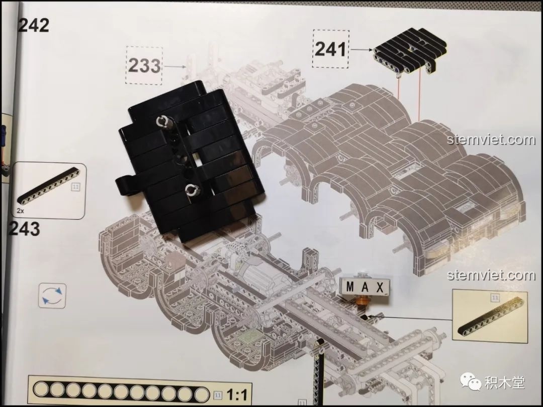 Lỗi hướng dẫn ở bước 242 của bộ đồ chơi mô hình Xe Tải Mercedes-Benz ShineYU YC-QC007.